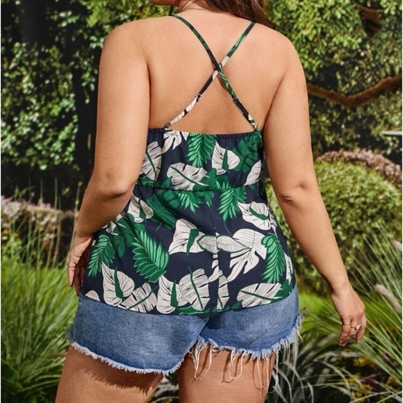 Tropical Print Crisscross Back Peplum Cami Top - Picture 2 of 9